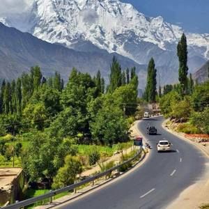 Meet your Posher, Nadeem